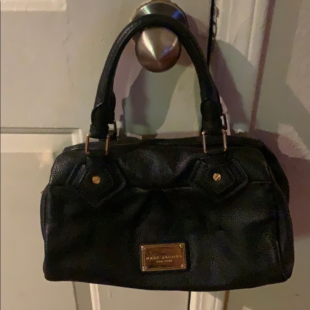Marc Jacobs satchel bag & leather strap &dust bag